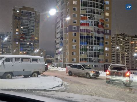 Приоритет у автобусов на перекрестке